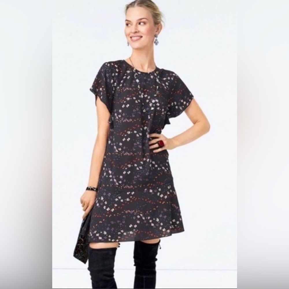 CAbi Muse Dark Grey Floral Print Flutter Sleeve Dress Ruffle Hem Size Me…